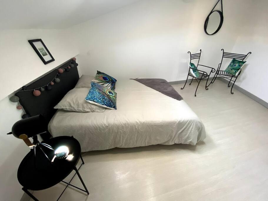 Spacieuse -vue Exceptionnelle- Piscine Villa *